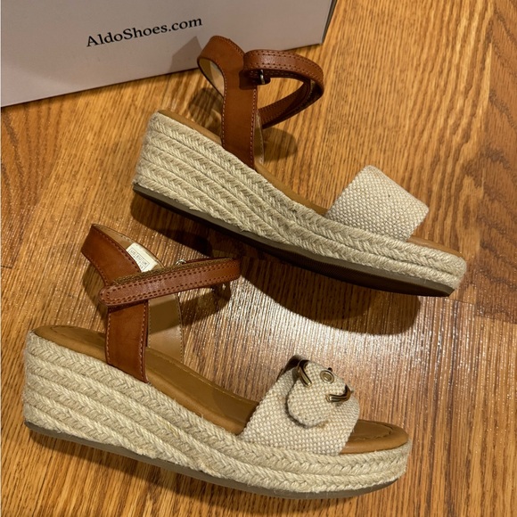 Big Girls ALDO Oberoste Sandal Wedges in Jute Tan Brown - Picture 3 of 7